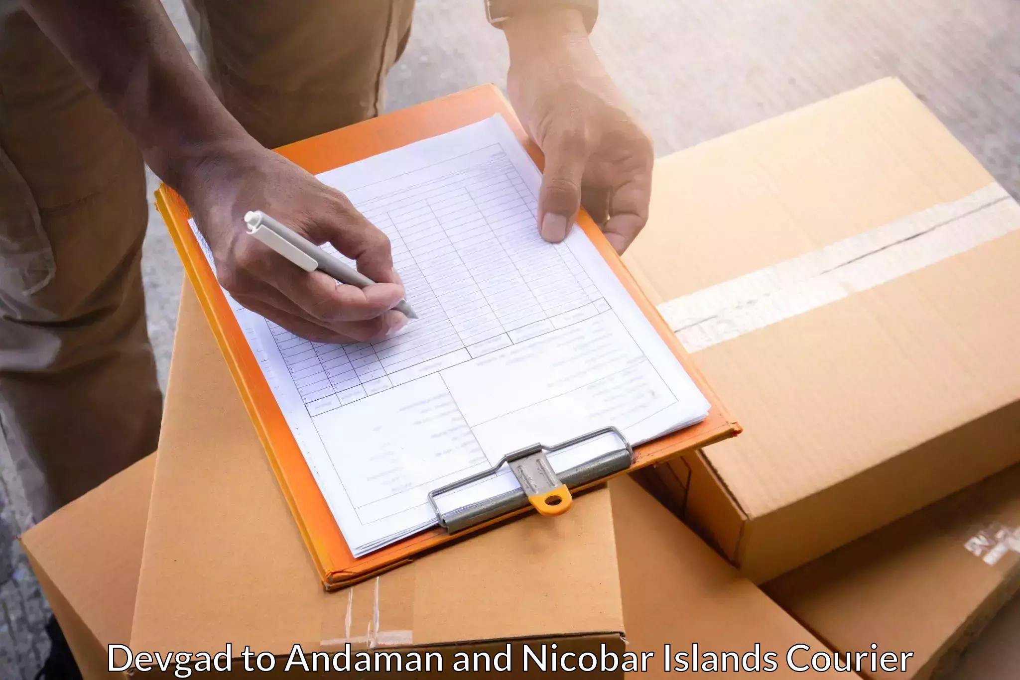 Multi-service courier options Devgad to Port Blair